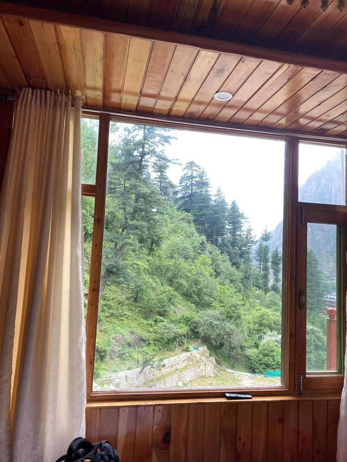 Shangri-La Rooms & Restaurant Kasol Exterior foto